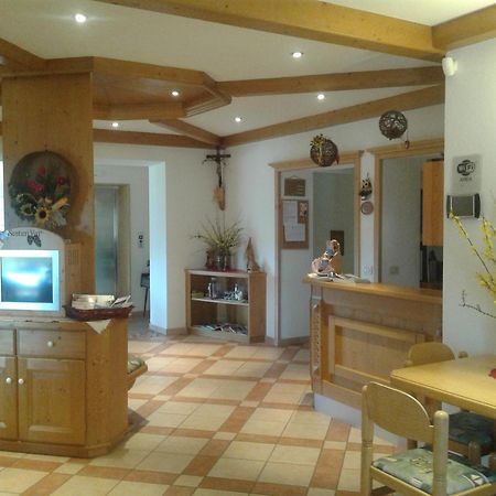 Albergo Pensione Serenetta Varena Luaran gambar