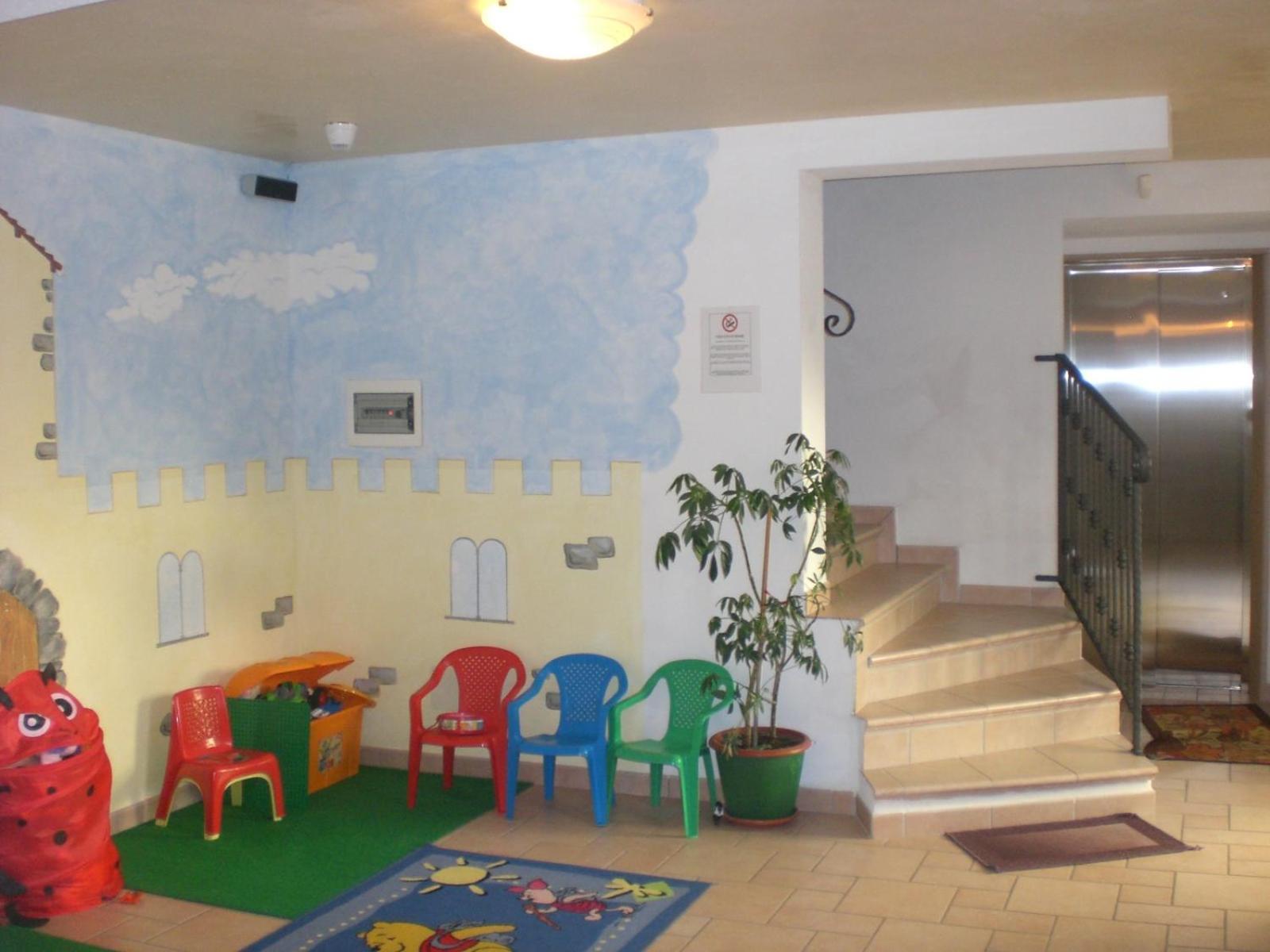 Albergo Pensione Serenetta Varena Luaran gambar